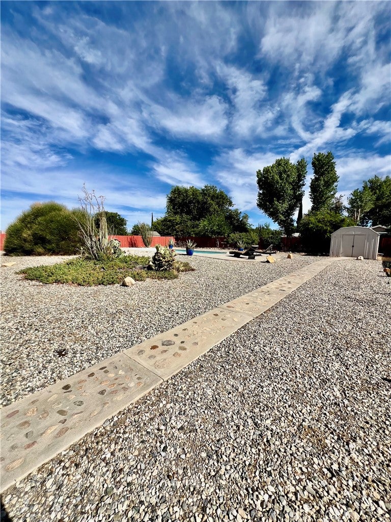 14977 Mauna Loa Street