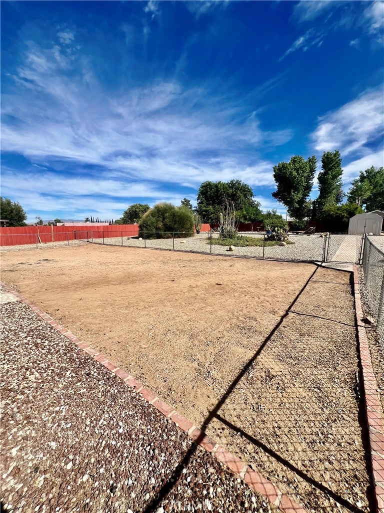 14977 Mauna Loa Street