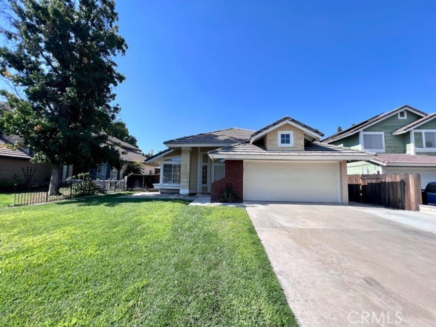 Wonderful Single story home with a TWO car garage located in Murrieta! This home offers 3 bedrooms, 2 bathrooms and 1,475 square feet of living space! As you enter the home, you will be greeted by the large living room area that is big enough to entertain a group of any size. The living room flows seamlessly into the large kitchen, dining area/family room with a cozy fireplace. Down the hall, you will find secondary bedrooms, laundry room and entry to the master bedroom. The master bedroom is spacious and has high ceilings and has a sliding door granting a private access point to the backyard. The attached master bathroom offers dual sinks, a shower and a walk in closet. The backyard is large and is a great place to enjoy year round with lots of grass, a covered patio, uncovered patio area and plenty of space for activities! Additionally, this home comes with the refrigerator. This must see home is located near freeway access, shopping and dining!