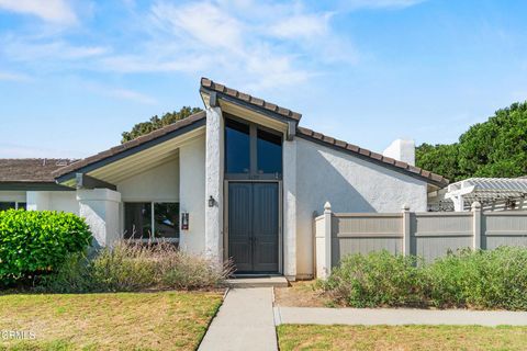 Photo of 5197 Teton Lane, Ventura, CA 93003 (MLS # V1-31524) Photo of 5197 Teton Lane, Ventura, CA 93003 (MLS # V1-31524)