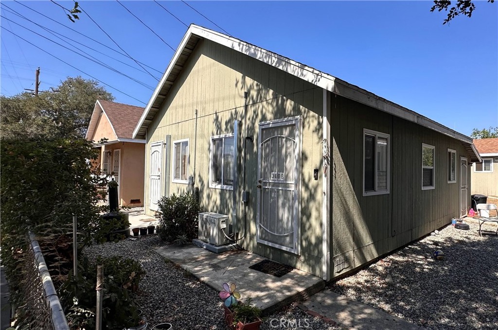 Properties 2 307 E Angeleno Avenue