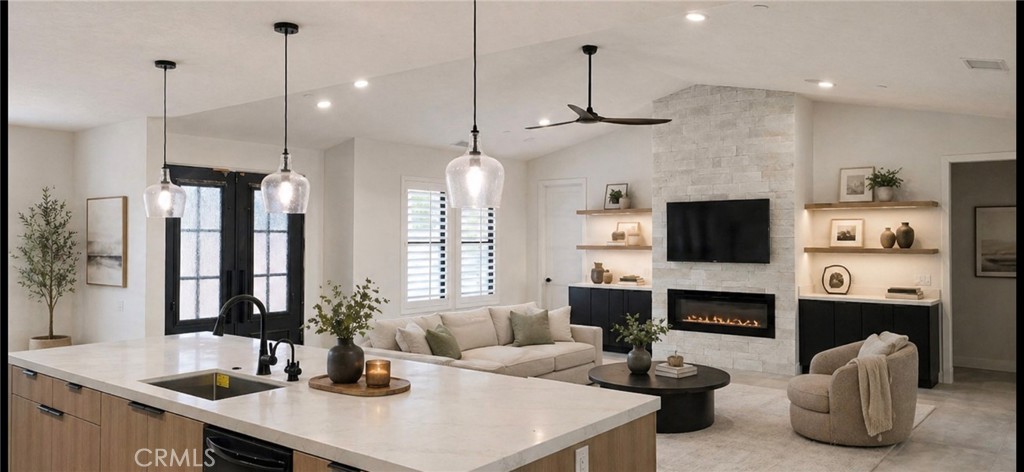 6221 Merced