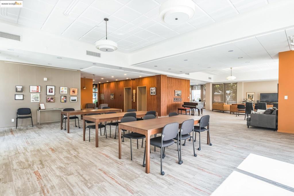 BERKELEY - Residential