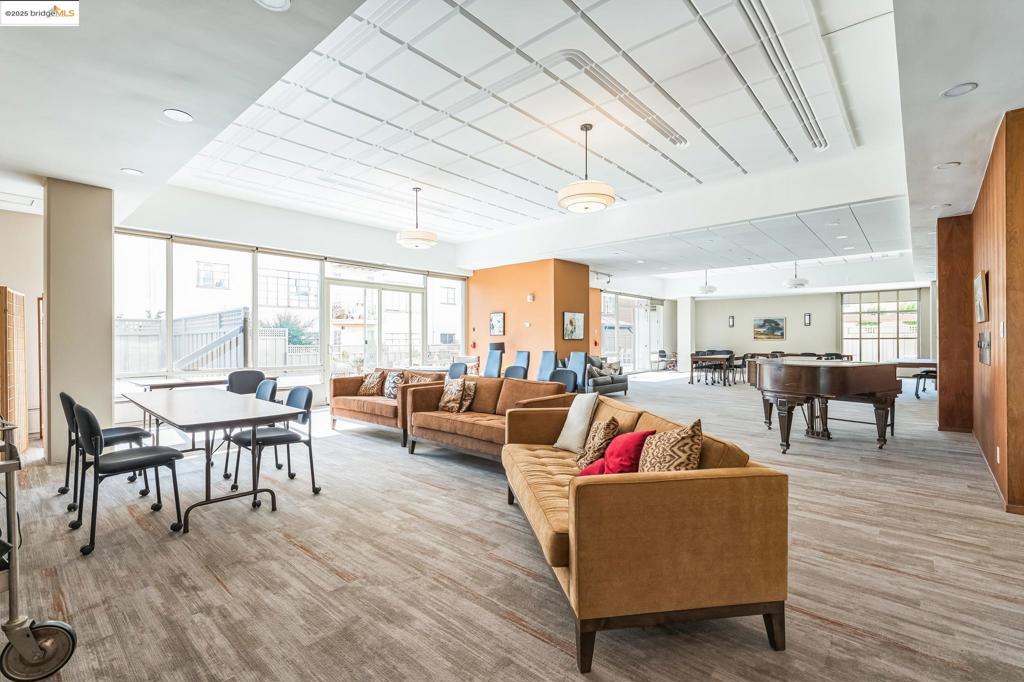 BERKELEY - Residential