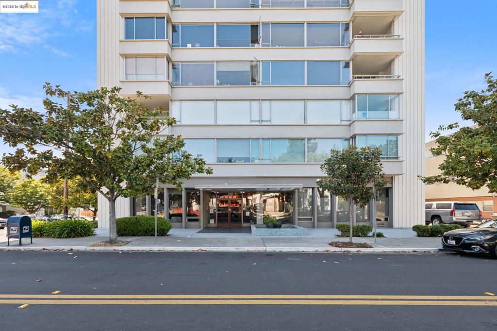 BERKELEY - Residential