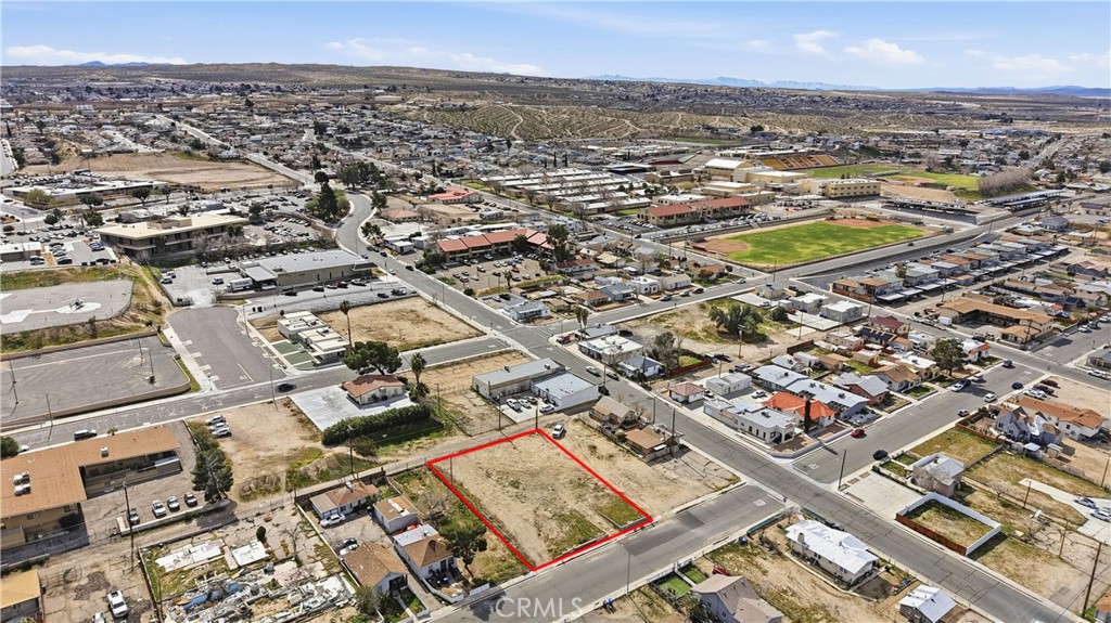 212 E Fredricks Street