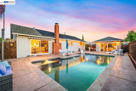 Photo of 1228 Shelburne Rd Rd, Livermore, CA 94551 (MLS # 41130083)