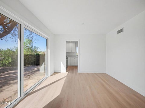 Tiny photo for 822 Calle Pinata, Thousand Oaks, CA 91360 (MLS # 226004985)