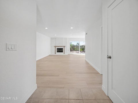 Tiny photo for 822 Calle Pinata, Thousand Oaks, CA 91360 (MLS # 226004985)
