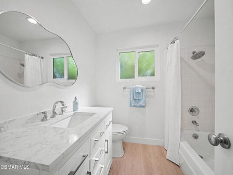 Tiny photo for 822 Calle Pinata, Thousand Oaks, CA 91360 (MLS # 226004985)