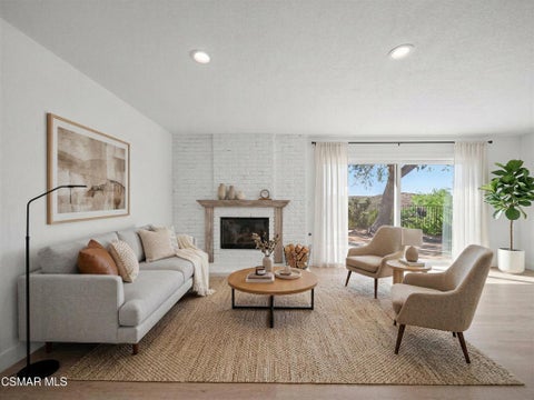 Tiny photo for 822 Calle Pinata, Thousand Oaks, CA 91360 (MLS # 226004985)