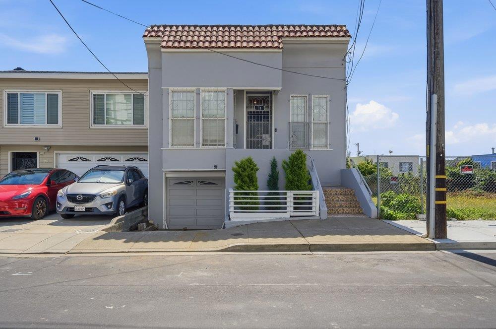 31 Rio Verde Street