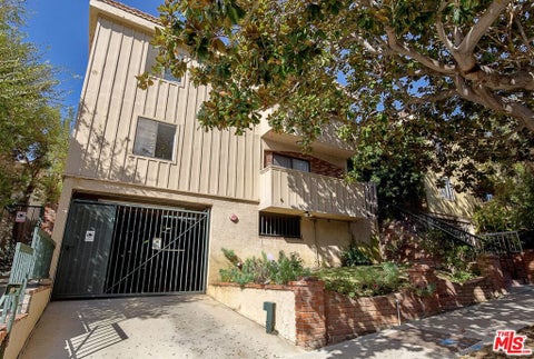 Photo of 10677 Wilkins Avenue #6, Los Angeles, CA 90024 (MLS # 26103850)