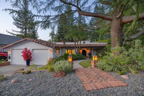 Photo of 237 Harding Avenue, Los Gatos, CA 95030 (MLS # ML82044882)