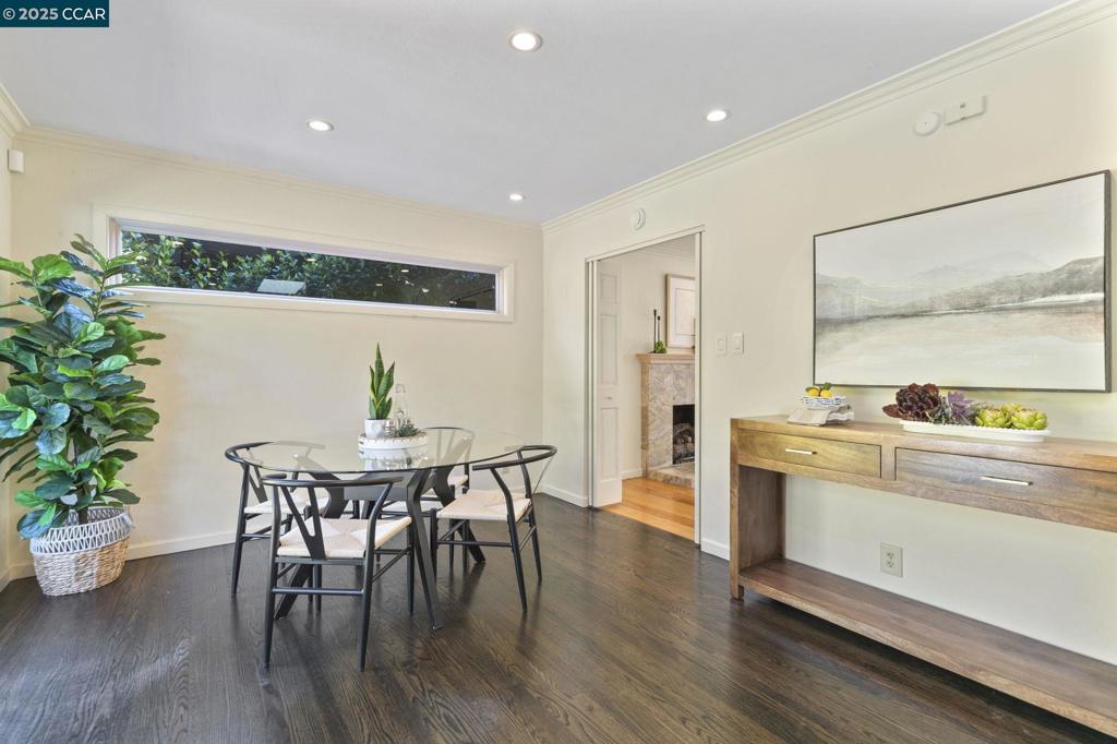 LAS LOMITAS - Residential