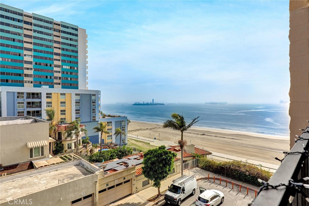 1750 E Ocean Boulevard 503
