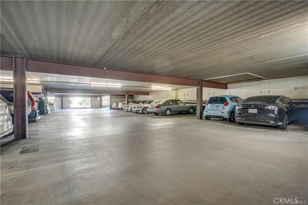 Queens Surf (QS) - Residential