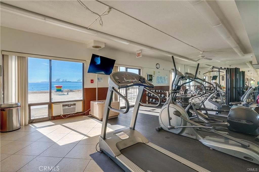 Queens Surf (QS) - Residential