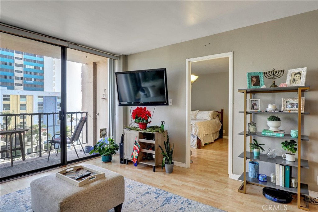 1750 E Ocean Boulevard 503