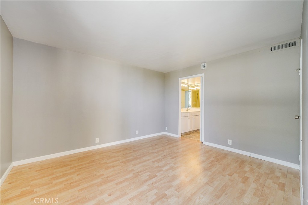 Queens Surf (QS) - Residential