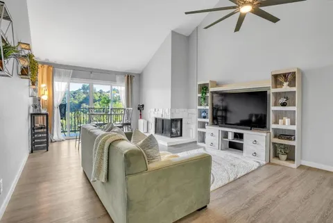 25676 University Court Unit 319, Hayward, CA 94542 - MLS#: ML81990630