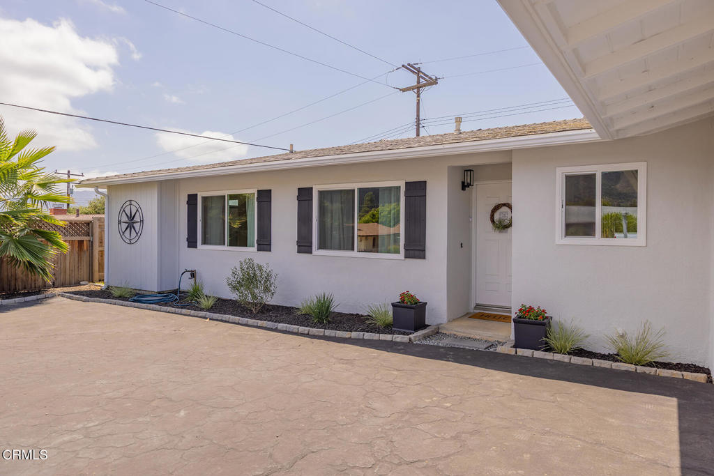 75 Maxine Avenue