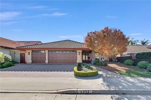 Photo of 9862 Dragon Circle, Huntington Beach, CA 92646 (MLS # OC25274099)