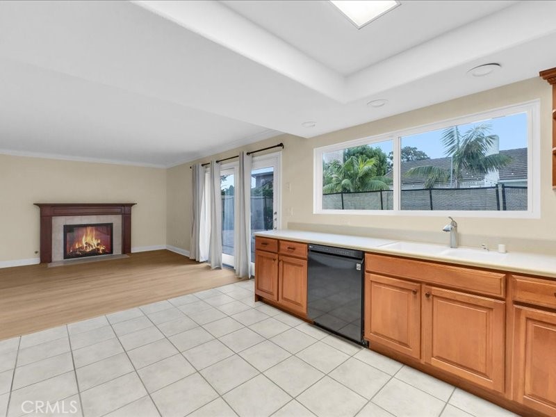 La Cuesta (LACU) - Residential Lease