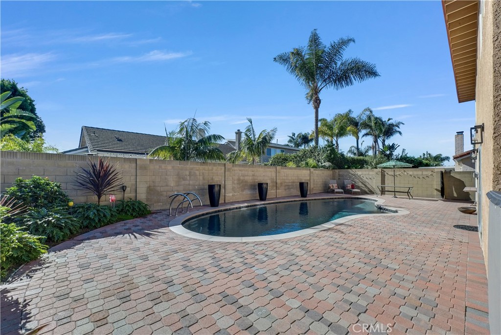 La Cuesta (LACU) - Residential Lease