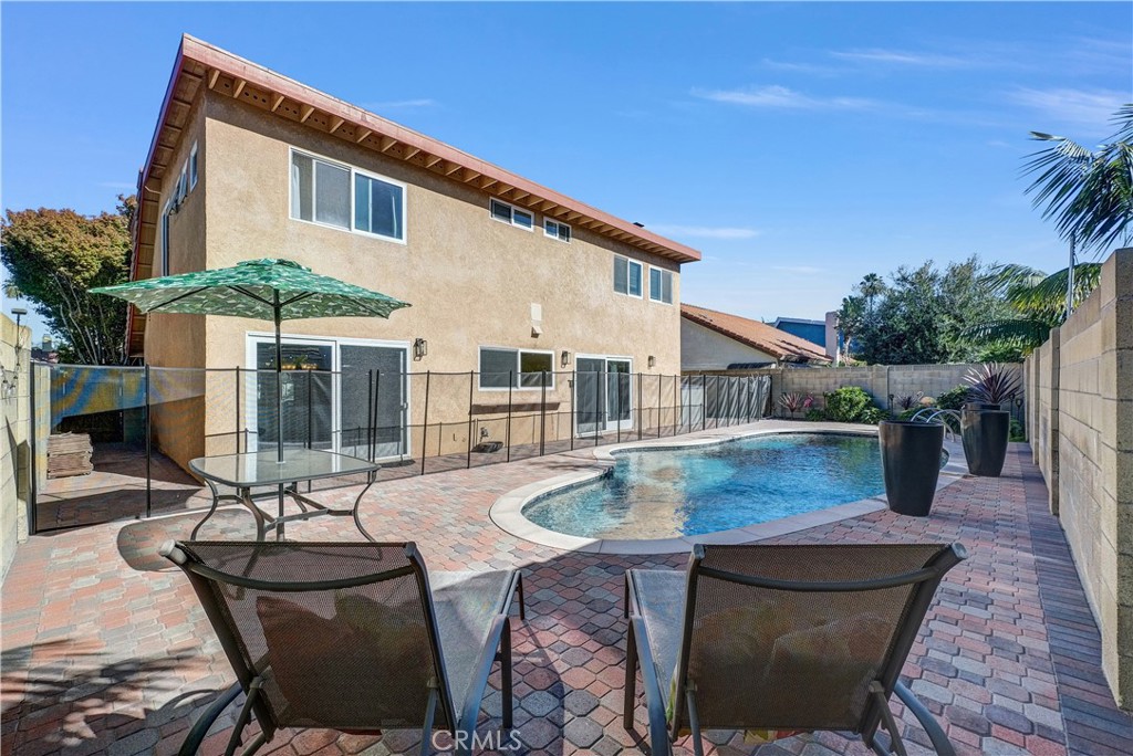 La Cuesta (LACU) - Residential Lease