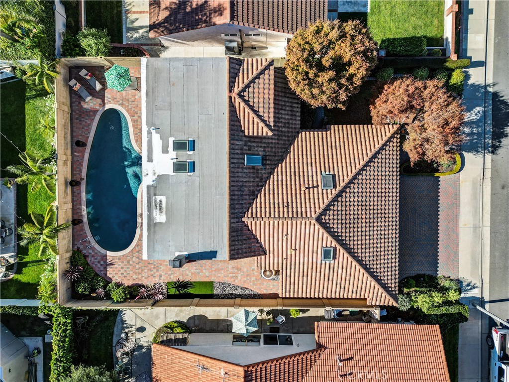 La Cuesta (LACU) - Residential Lease