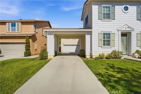 653 E Gardenia Drive Azusa CA 91702