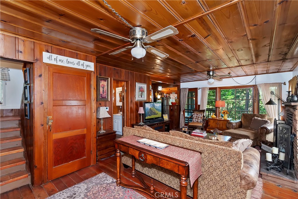 Crestline (CRES) - Residential