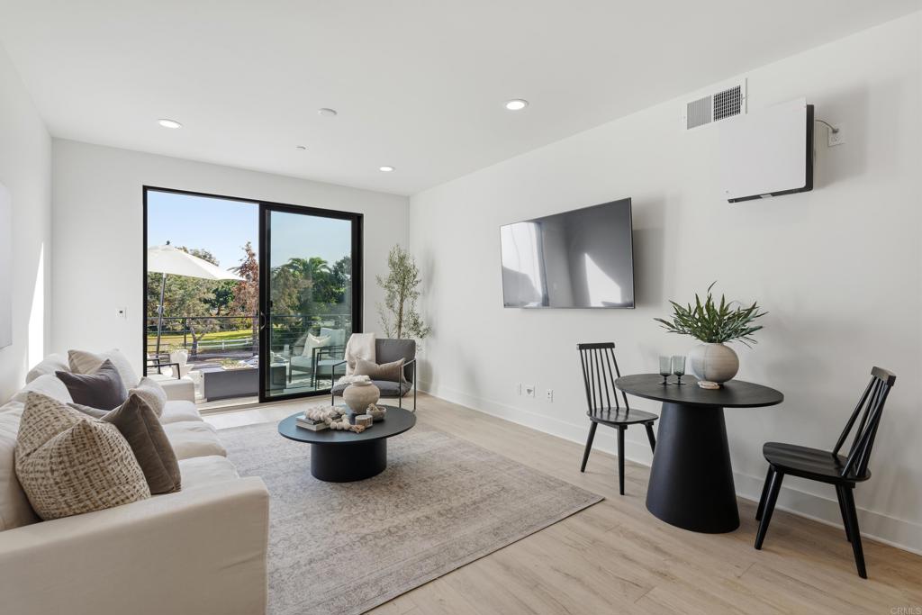 1107 Catania Court 203