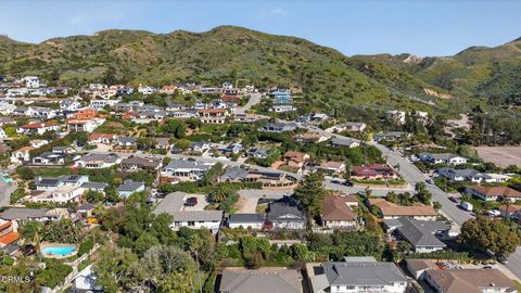 Tiny photo for 2474 Fernwood Drive, Ventura, CA 93001 (MLS # V1-34777)