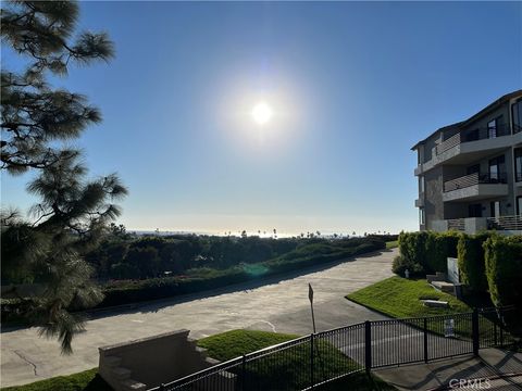 Photo of 280 CAGNEY LANE #115 Ln, Newport Beach, CA 92663 (MLS # NP25255363)