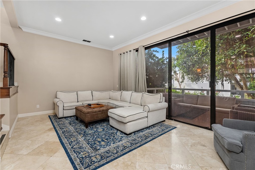 Newport Crest (NEWC) - Residential Lease