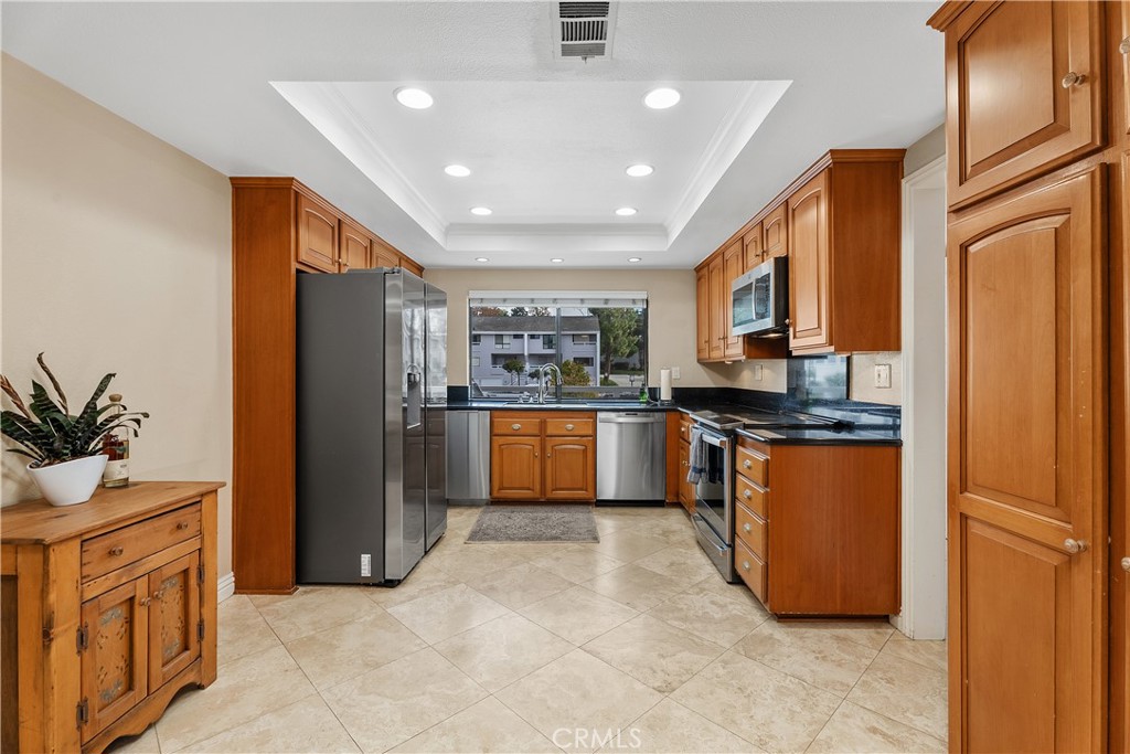 Newport Crest (NEWC) - Residential Lease