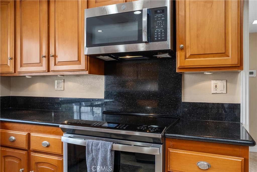 Newport Crest (NEWC) - Residential Lease