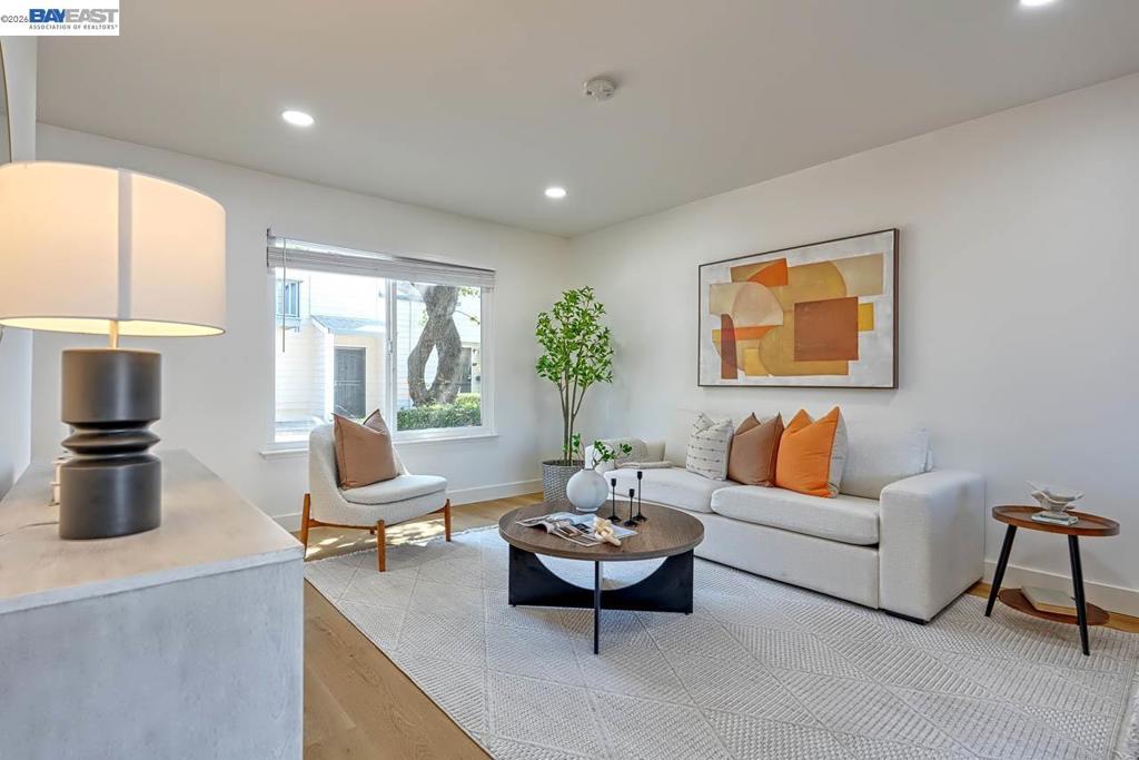 4160 Aquarius Cir