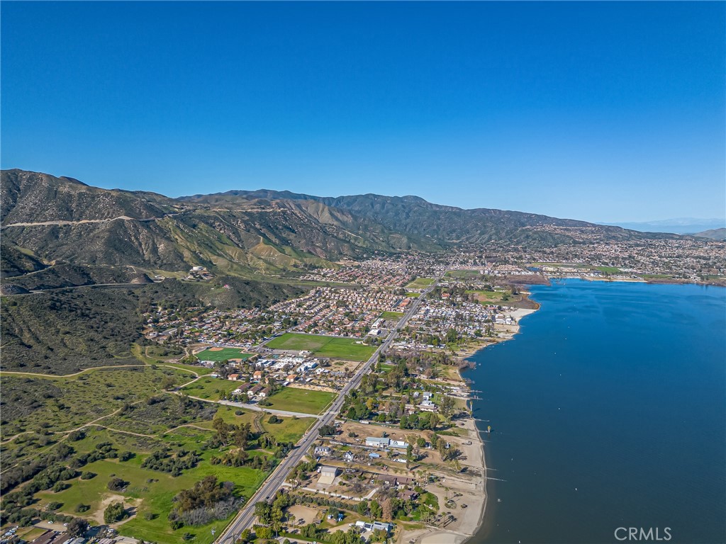 33129 Shoreline Drive