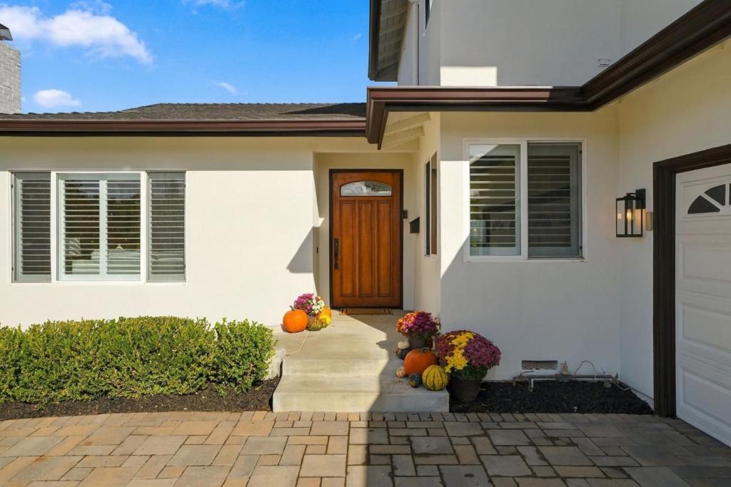 4122 Woodford Drive