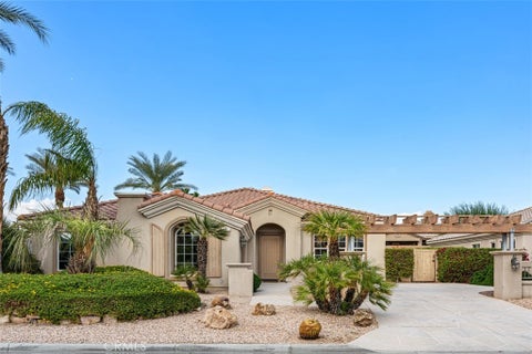 Photo of 2 Vista Mirage WAY, Rancho Mirage, CA 92270 (MLS # PW26229780)