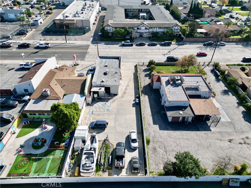 10231 Old River School