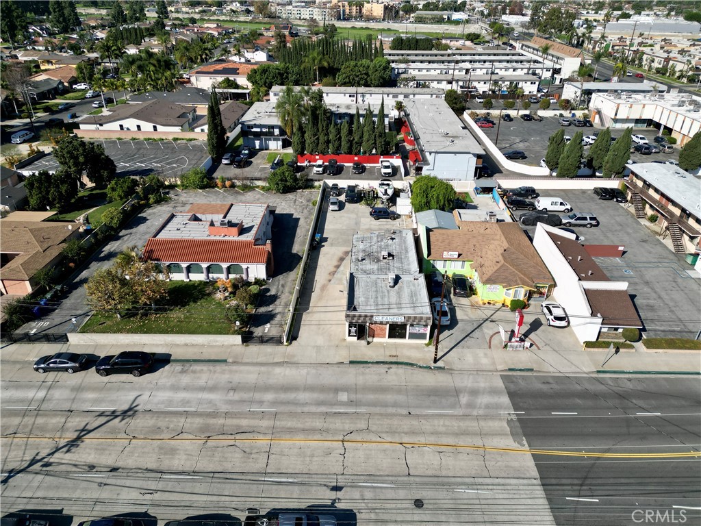 10231 Old River School