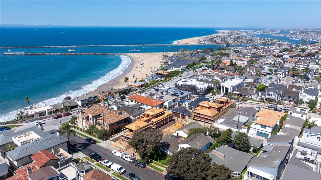 Corona del Mar South of PCH (CDMS) - Residential