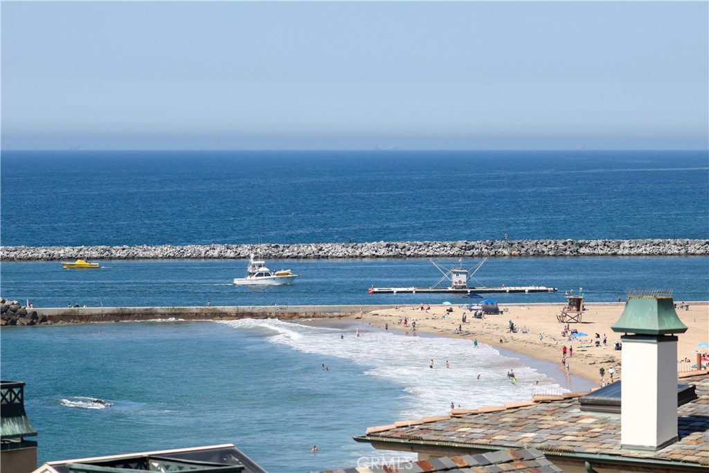 209 Narcissus Avenue