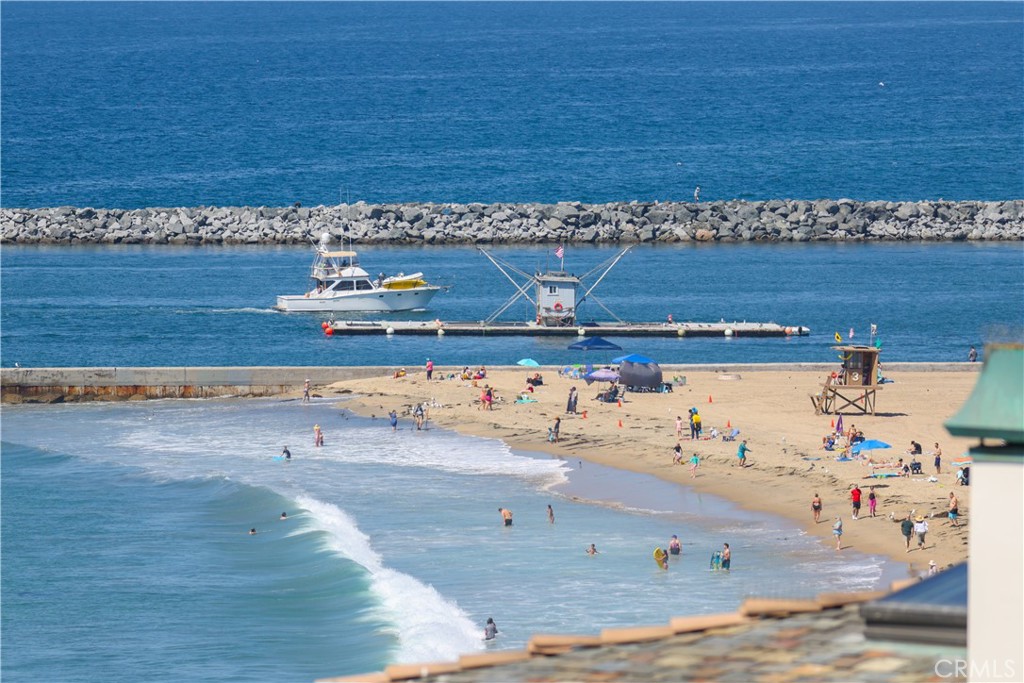 Corona del Mar South of PCH (CDMS) - Residential