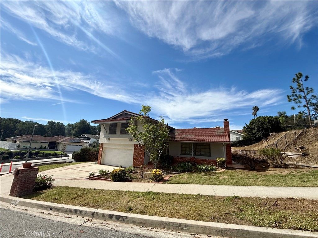 Photo of 1782 Calle Zocalo, Thousand Oaks, CA 91360 (MLS # SR26053503)