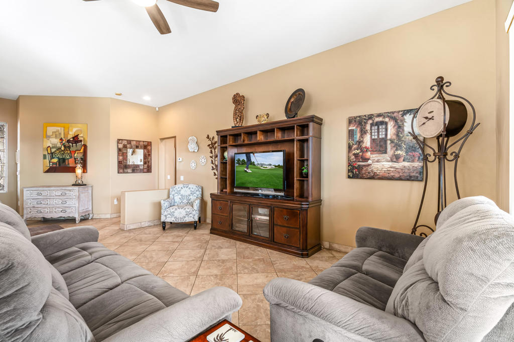Heritage Palms CC - Residential